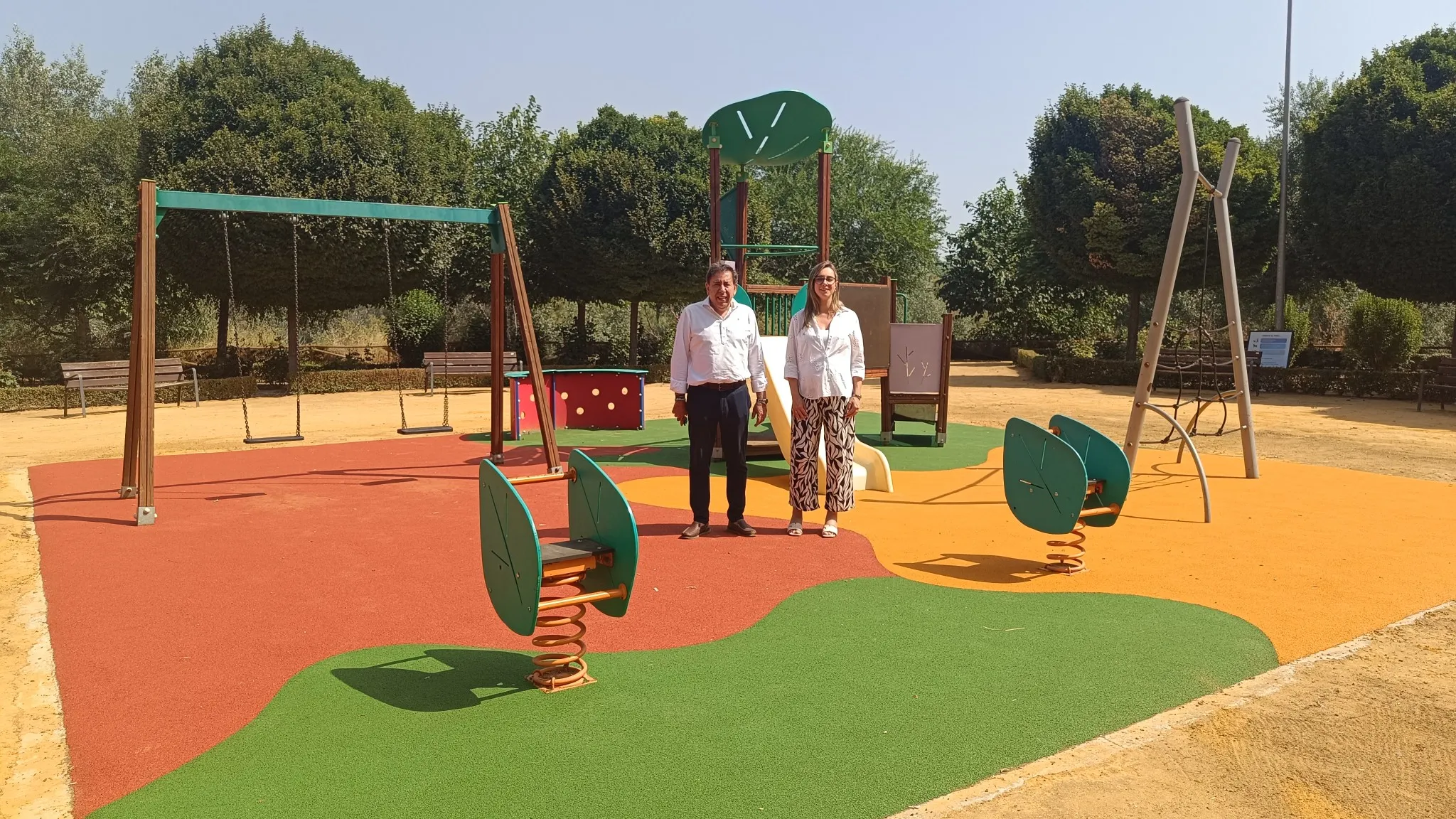 Renovado el parque infantil del Mirador de las Aceñas. Foto: Ayuntamiento de Villa del Río