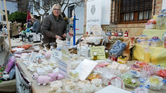 Uno de los puestos del mercado navideño. Foto: Ayuntamiento de Cañete de las Torres Uno de los puestos del mercado navideño. Foto: Ayuntamiento de Cañete de las Torres