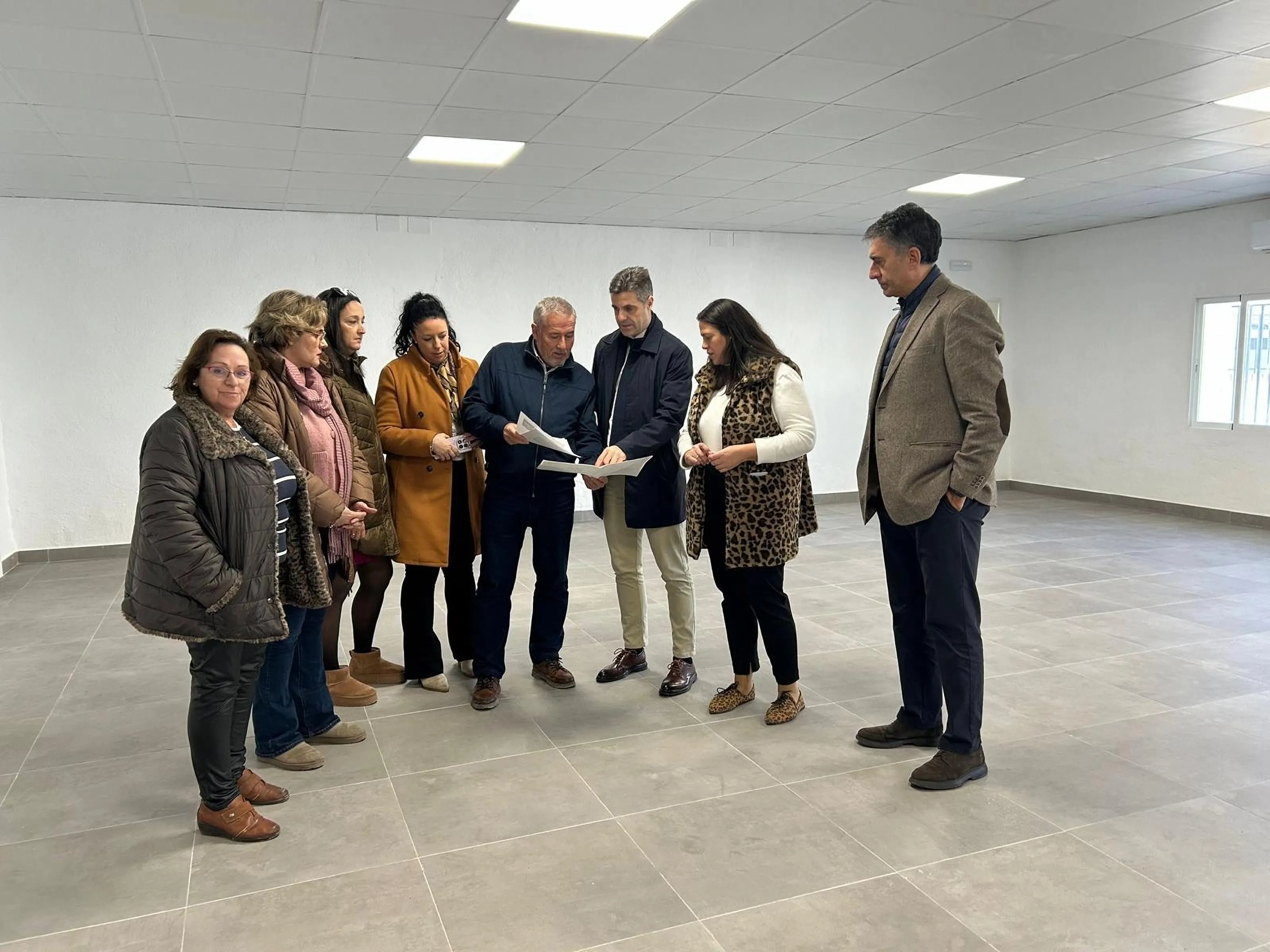 Visita del diputado a Villatorres, uno de los municipios que se ha beneficiado de esta subvenciones. Foto: Diputación de Jaén