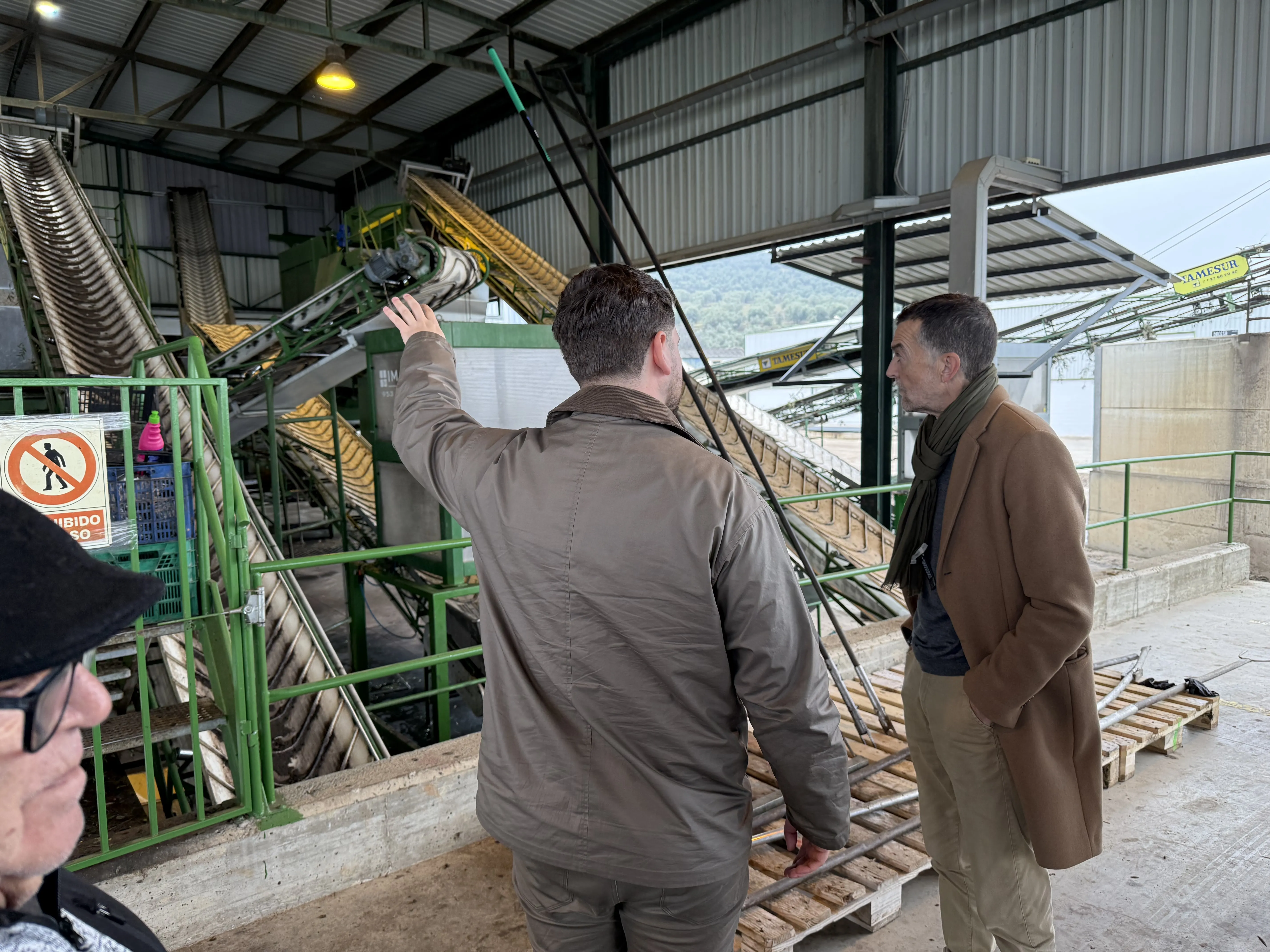 Visita de Antonio Maíllo a Villa del Río