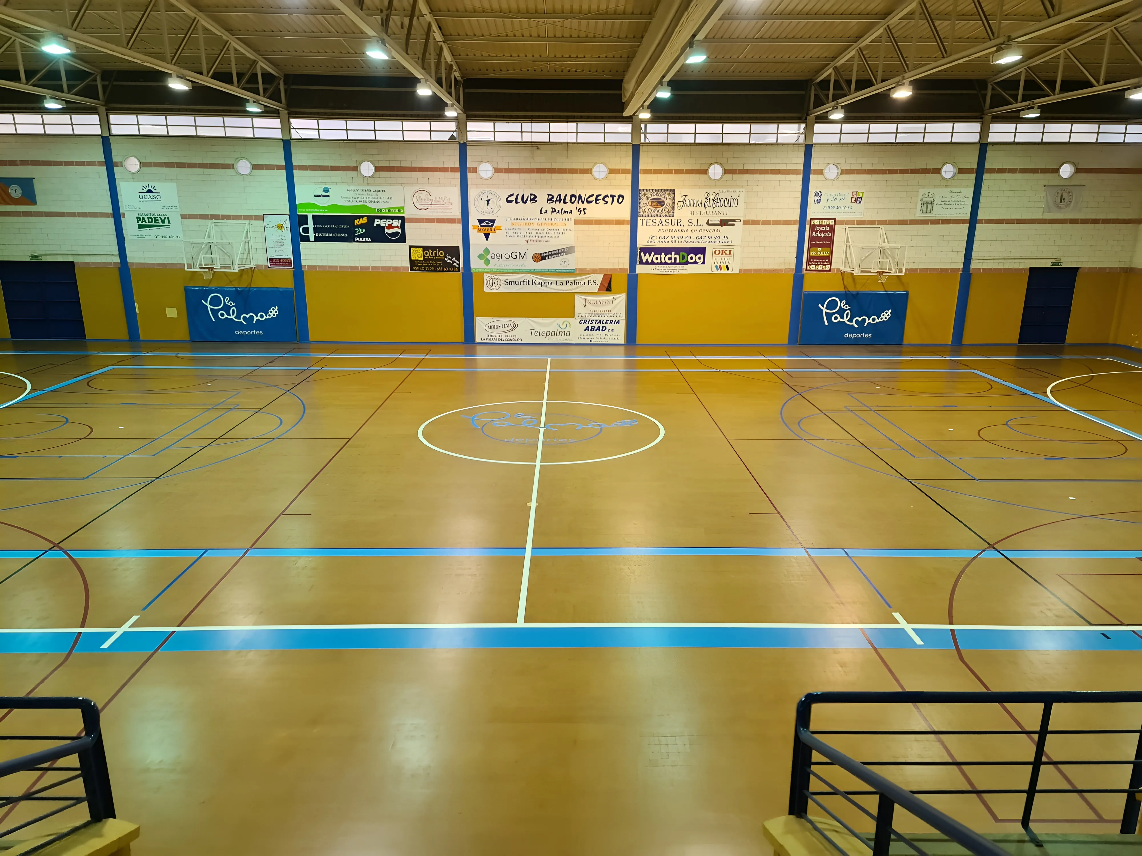 Pabellón de La Palma del Condado, Huelva, donde se jugó el encuentro entre La Palma FS y el Villa del Río Futsal