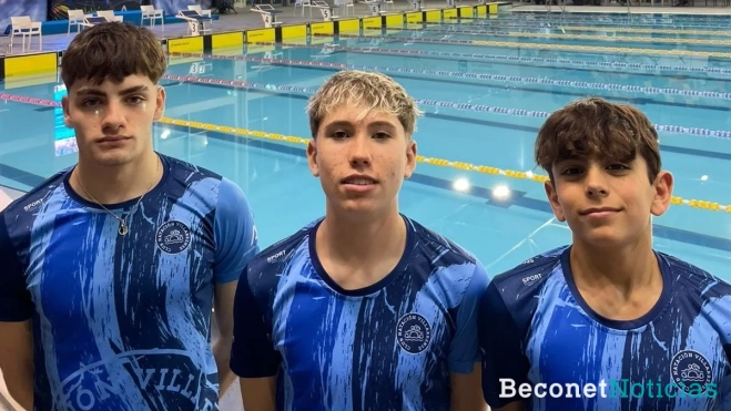 Pedro Javier junto a sus compañeros. Foto: CN Villarrense.