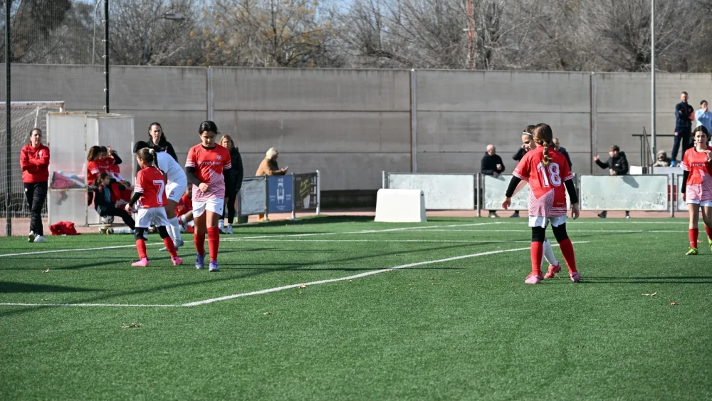 Alevin Femenino de Villa del Río. Foto: Lucía Molleja