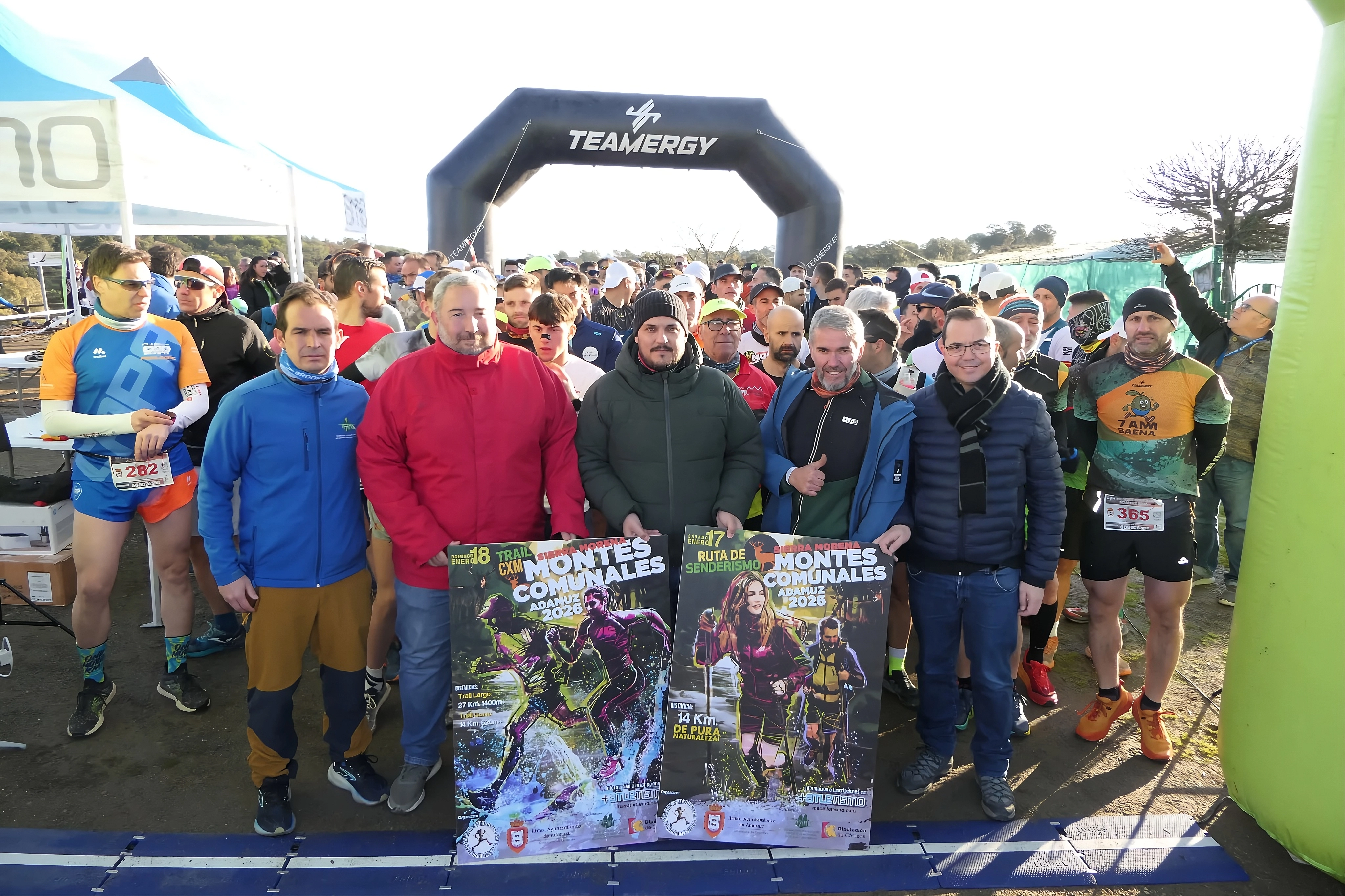 Instante previo a la salida del Trail de los Montes Comunales de Adamuz.