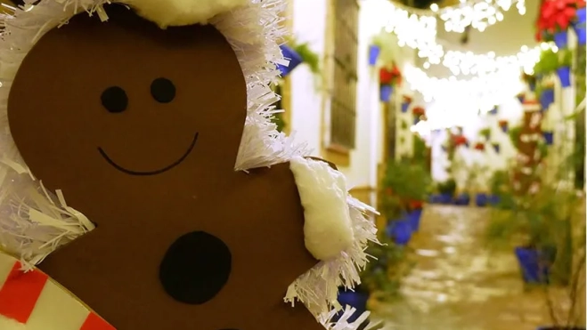 Decoración navideña en Cañete de las Torres