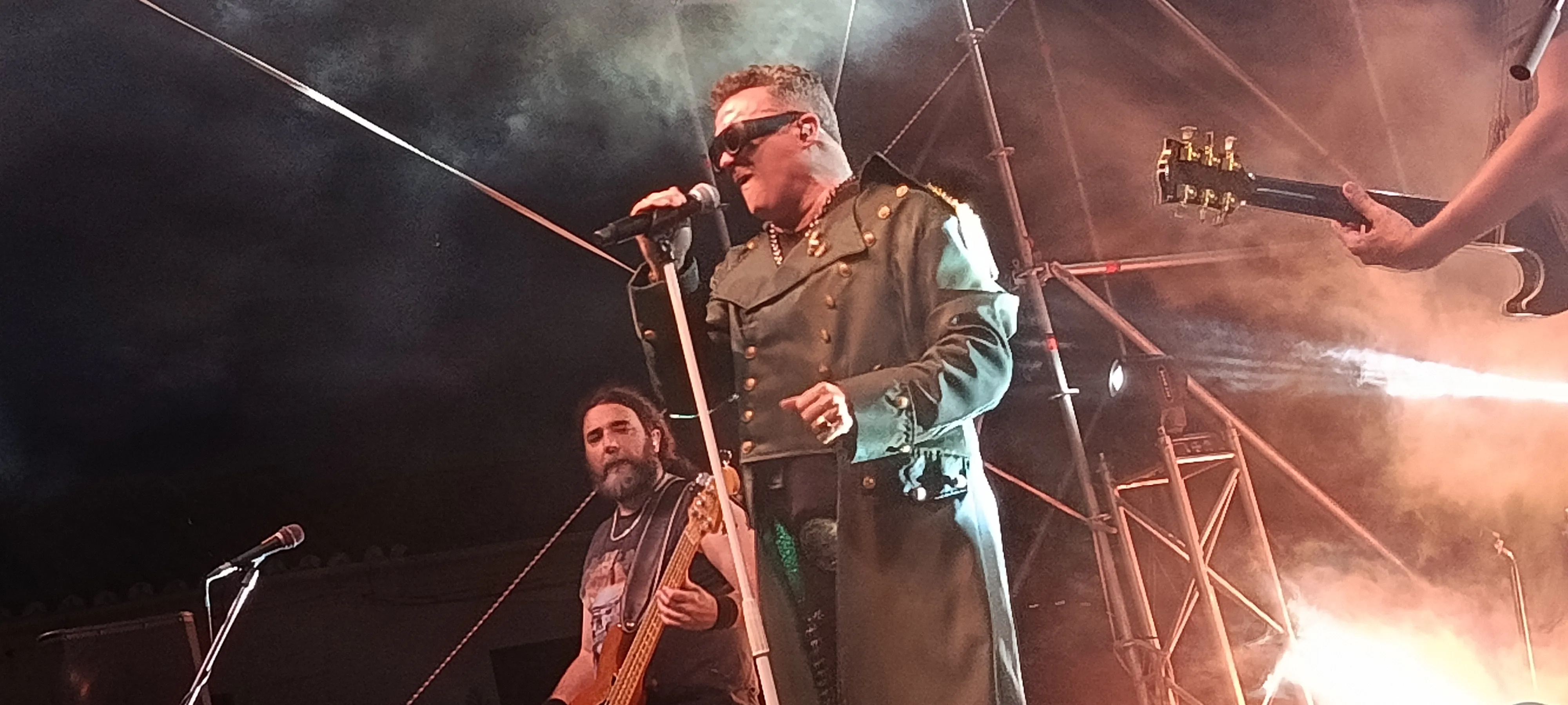 Seguridad Social durante su concierto en Cañeteando