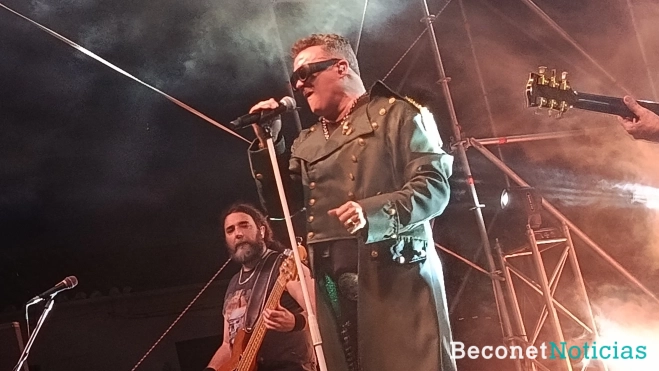 Seguridad Social durante su concierto en Cañeteando