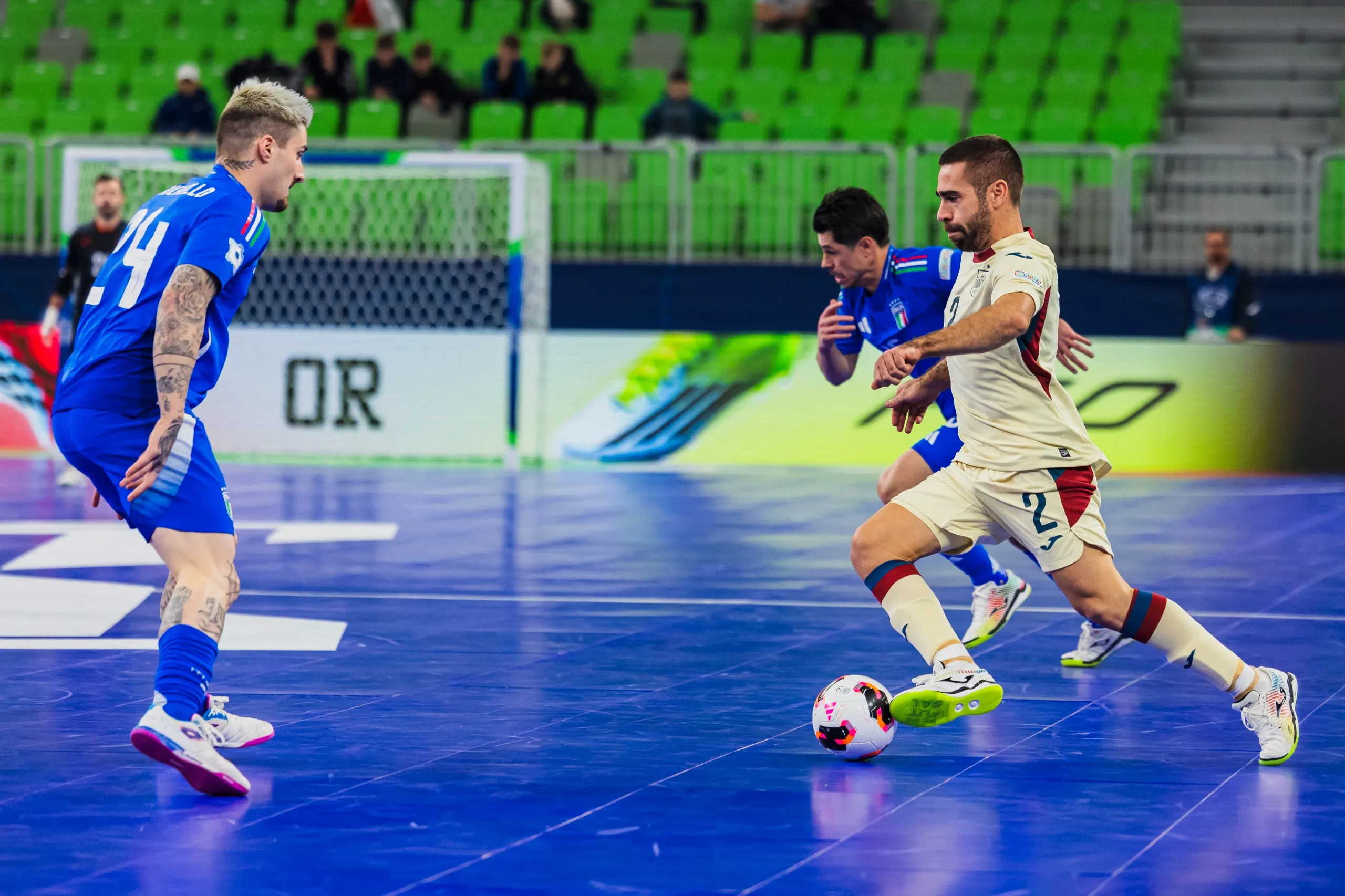 El montoreño Cecilio ante Italia. Foto: RFEF