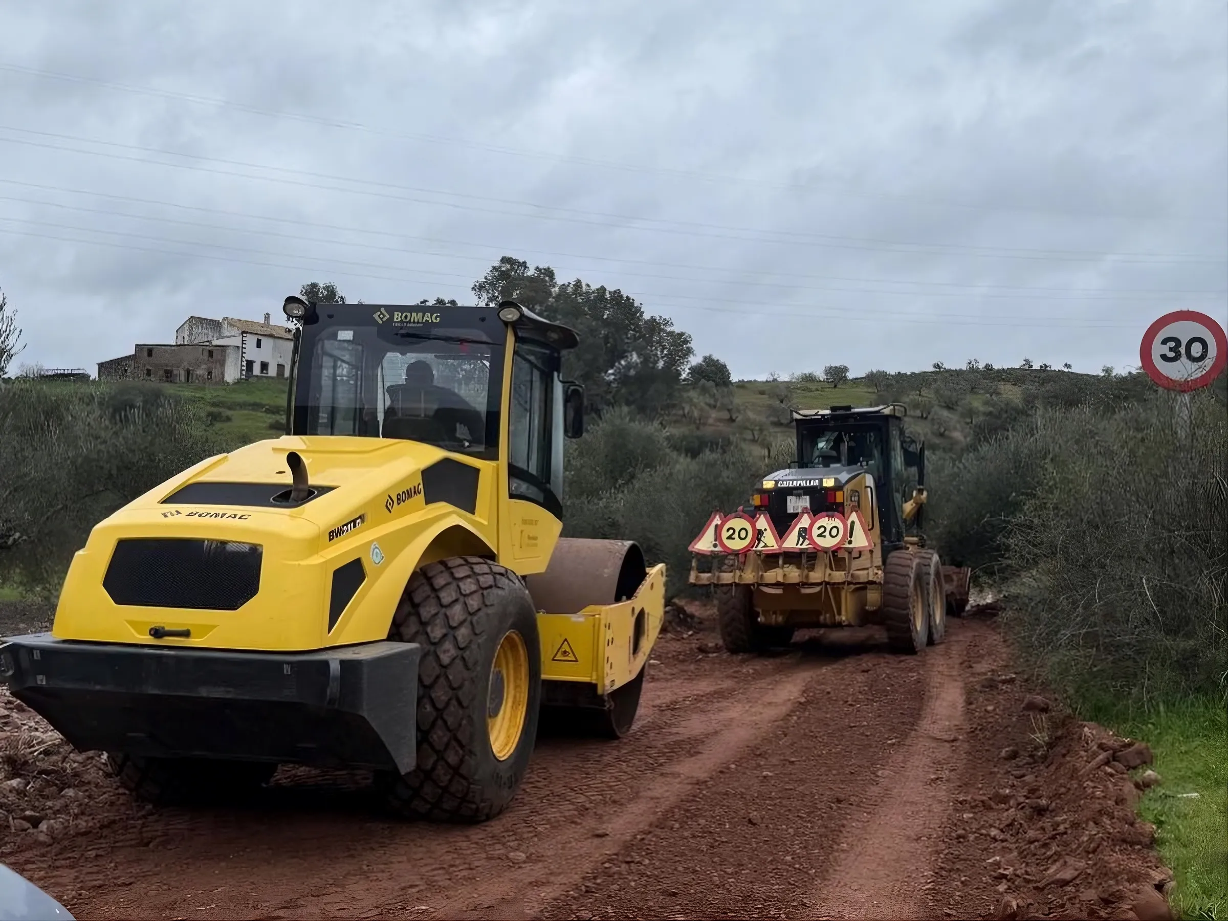 En Montoro comienzan los trabajos para arreglar los caminos rurales
