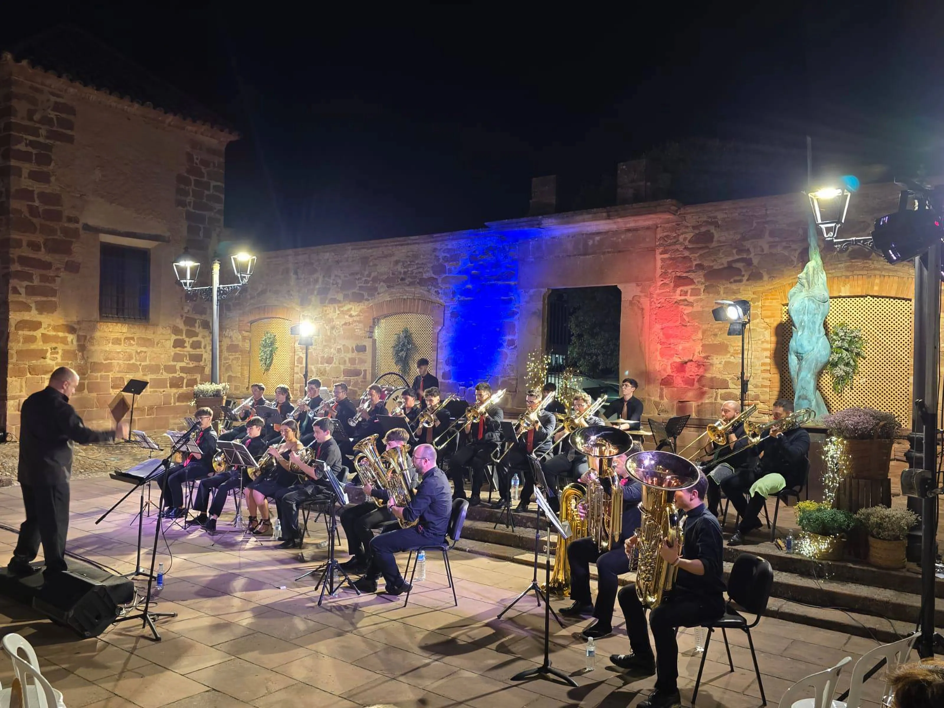 Concierto inaugural de Las Noches del Castillo de la Mota por parte de la Brass Band de la Banda Sinfónica de Córdoba. Foto: Ayuntamiento de Montoro