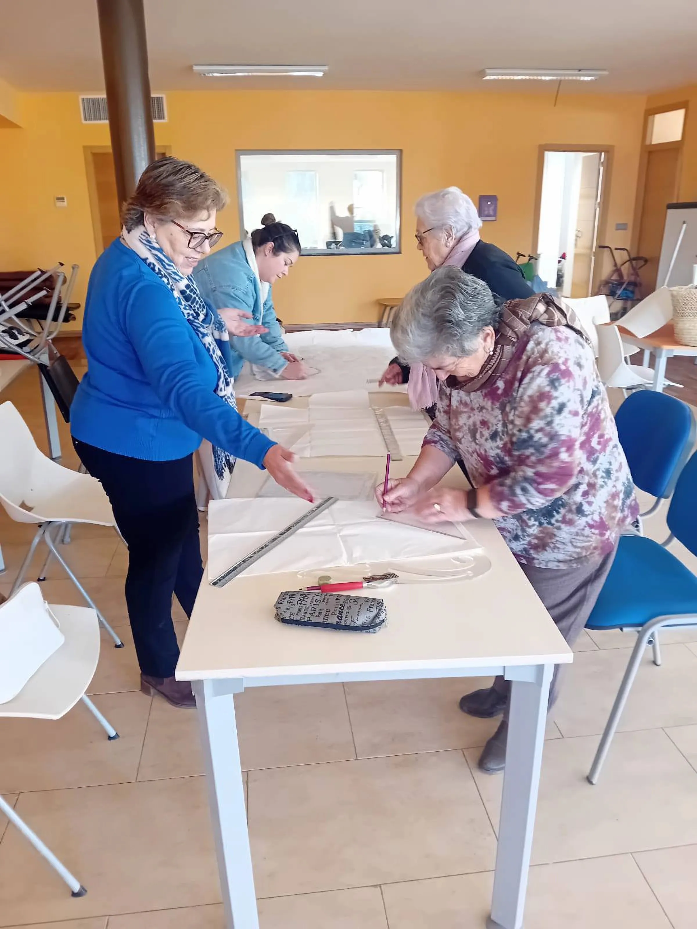Mujeres de 'Algamuz' durante una de sus actividades.