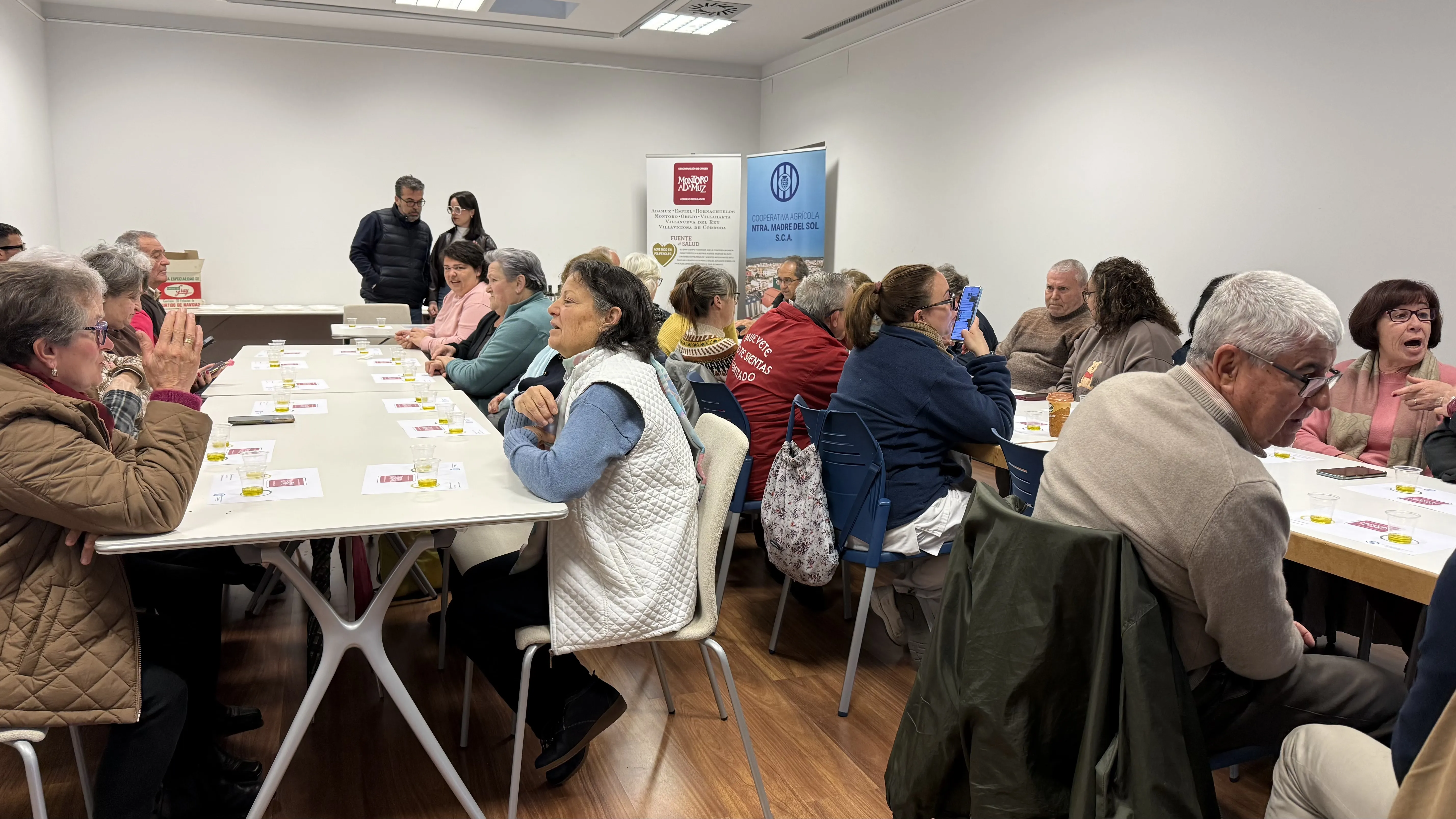 Momento de la Cata de Aceite en Adamuz