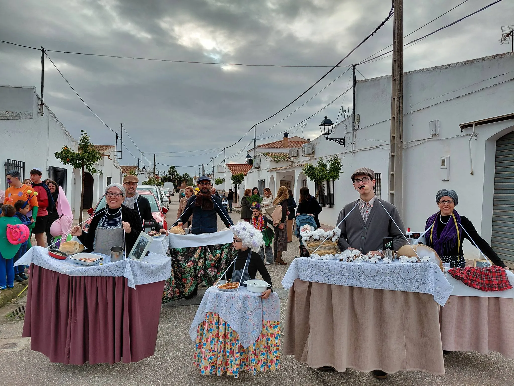 La originalidad brilló en Algallarín con los disfraces para el carnaval