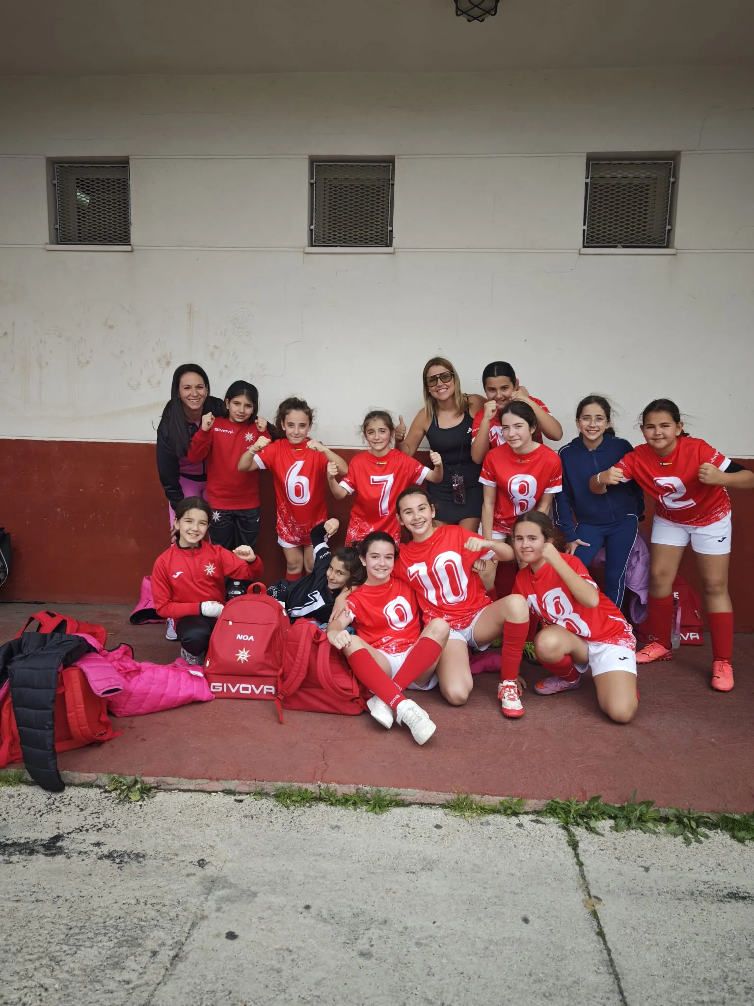 Villa del Río Alevín celebrando su primer empate. Foto: Villa del Río C.F.