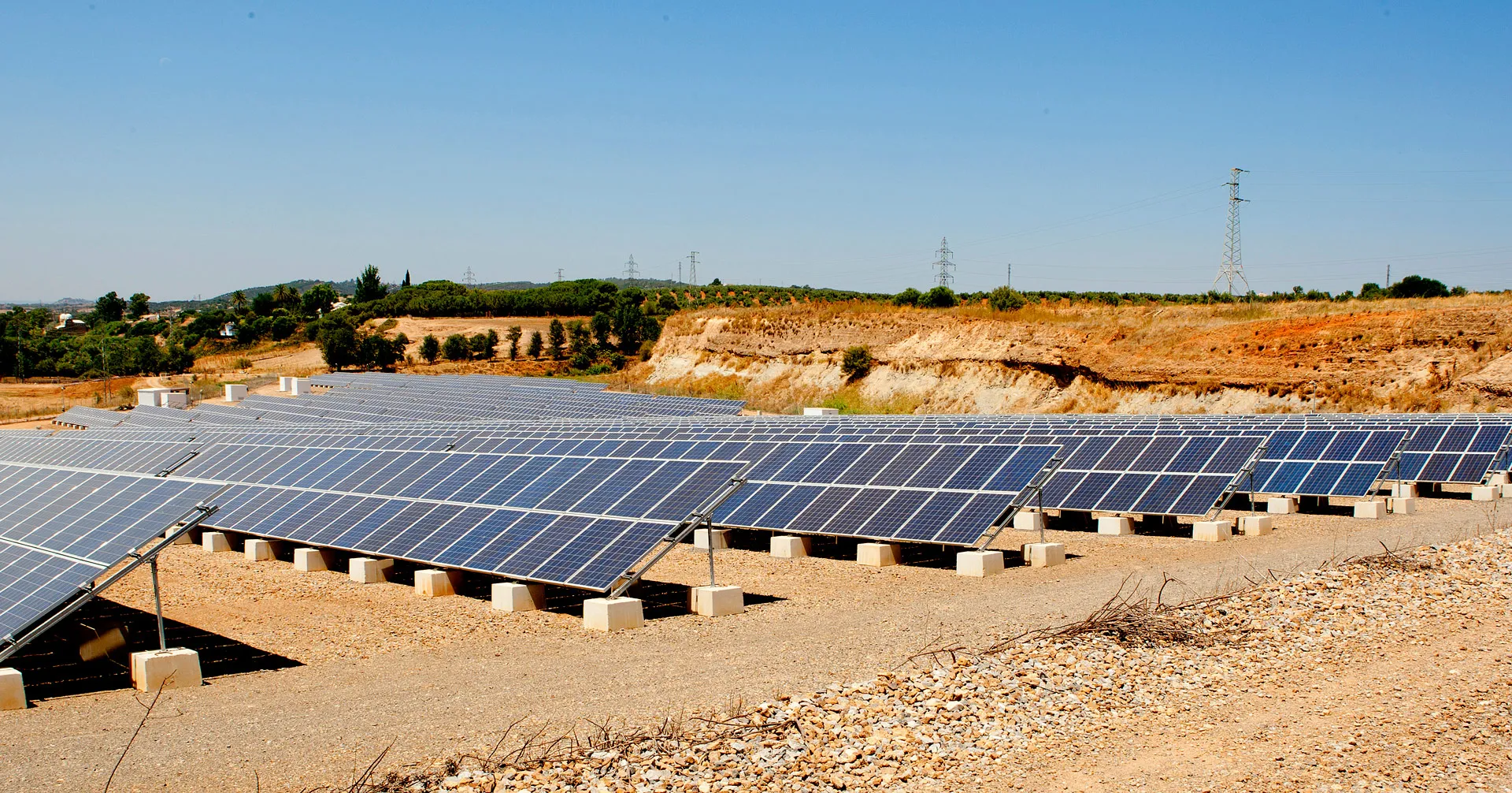 Planta Solar en el término municipal de El Carpio Planta Solar en el término municipal de El Carpio
