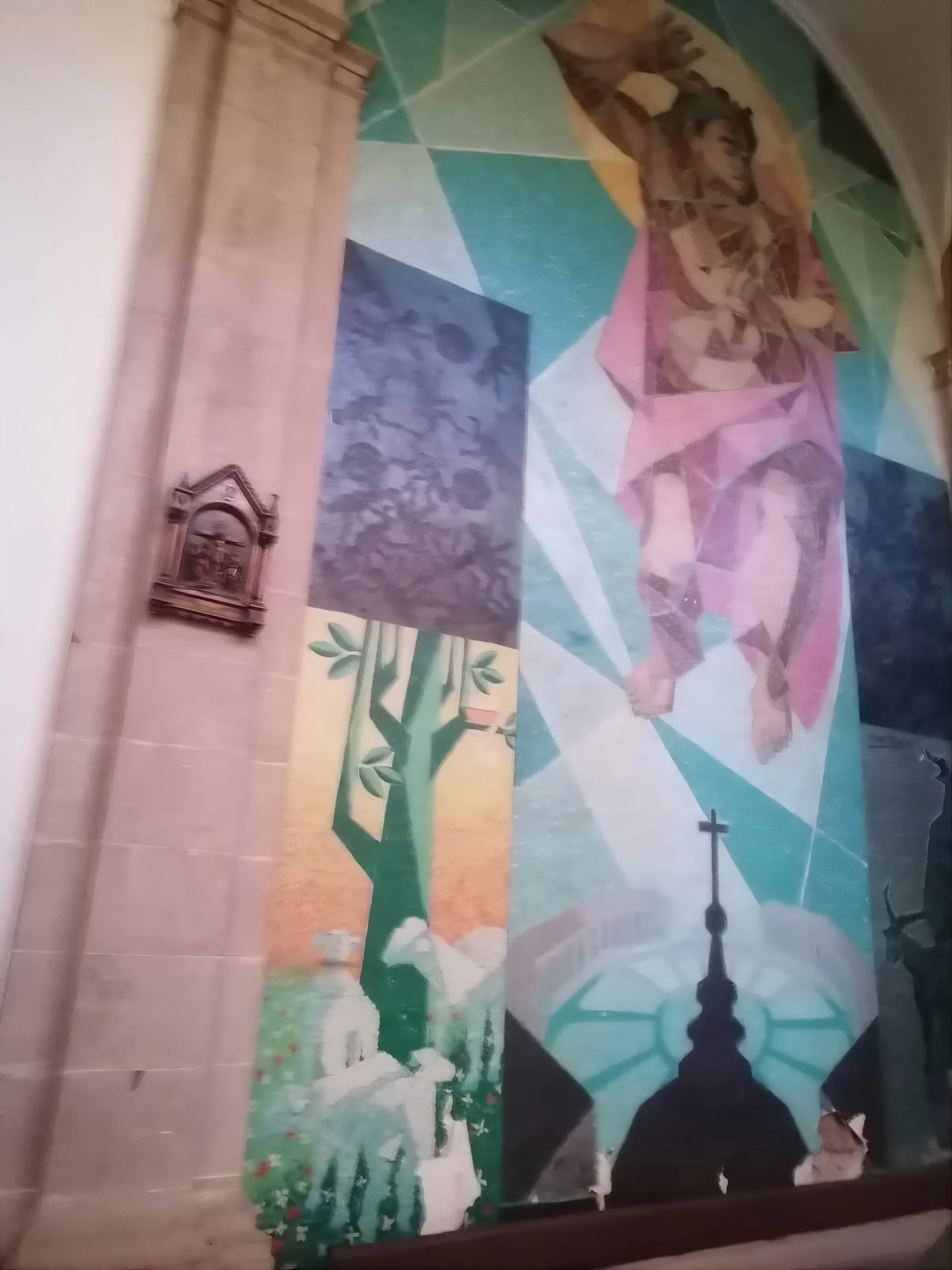 El mural afectado se encuentra en el interior de la Iglesia de la Inmaculada Concepción. Foto: Fran Luna El mural afectado se encuentra en el interior de la Iglesia de la Inmaculada Concepción. Foto: Fran Luna