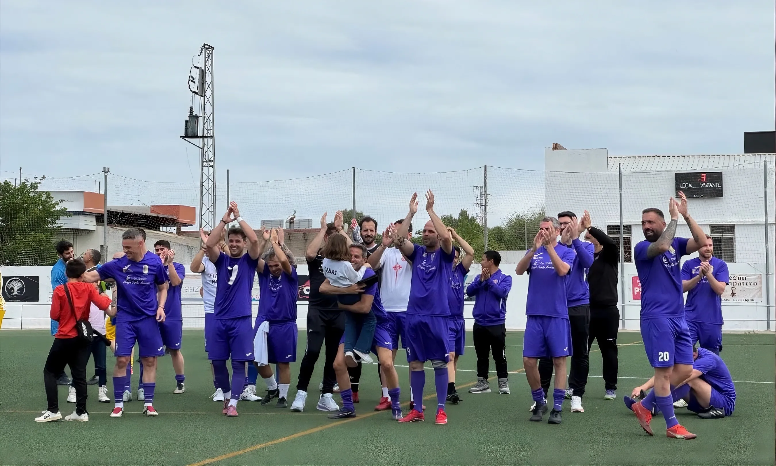 El C.D. Santiago Veteranos de Pedro Abad logran el campeonato de Liga de Veteranos del Alto Guadalquivir