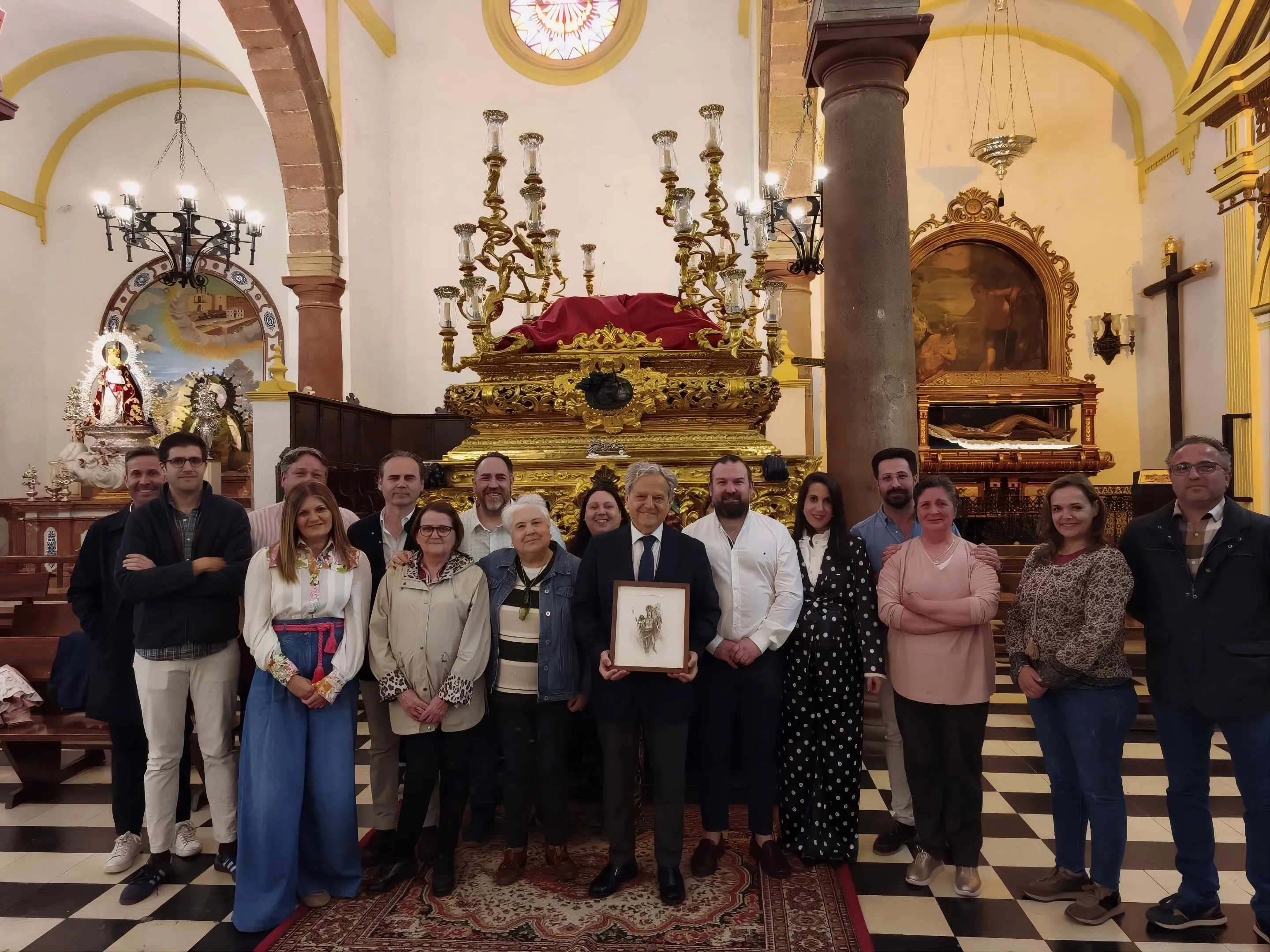 El paso de Nuestro Padre Jesús Nazareno de El Carpio, tras su restauración, durante el acto de presentación celebrado en la Parroquia de la Asunción. El paso de Nuestro Padre Jesús Nazareno de El Carpio, tras su restauración, durante el acto de presentación celebrado en la Parroquia de la Asunción.