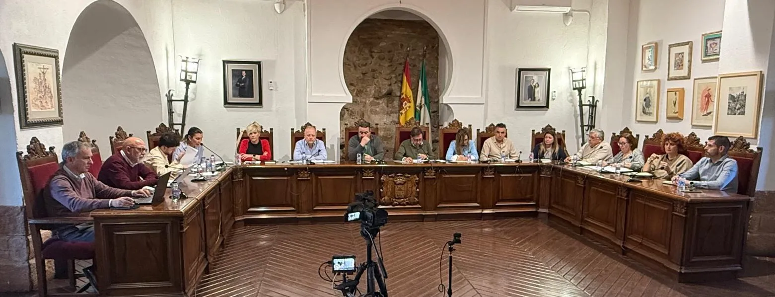 Villa del Río aprueba un presupuesto de 8,45 millones para 2026 con refuerzo social y previsión de eliminar la deuda