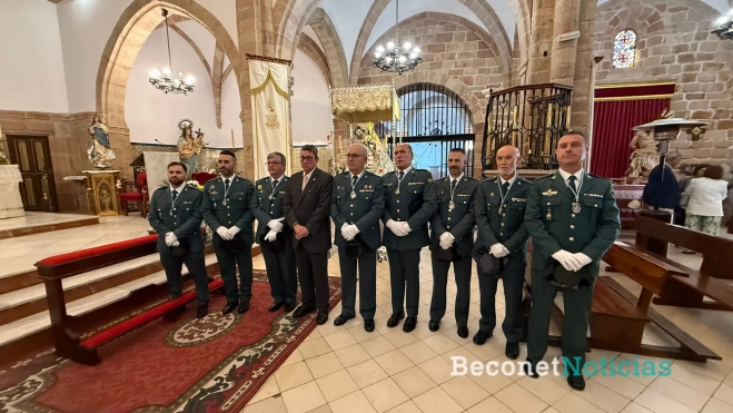 Miembros de la Guardia Civil que fueron condecorados por la Hermandad de la Virgen del Sol