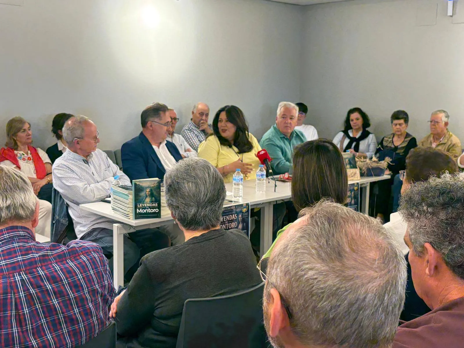 Presentación del libro Leyendas de Montoro, del autor montoreño Francisco Rodríguez Sánchez, dentro de la programación cultural organizada en torno al Día Internacional del Libro.