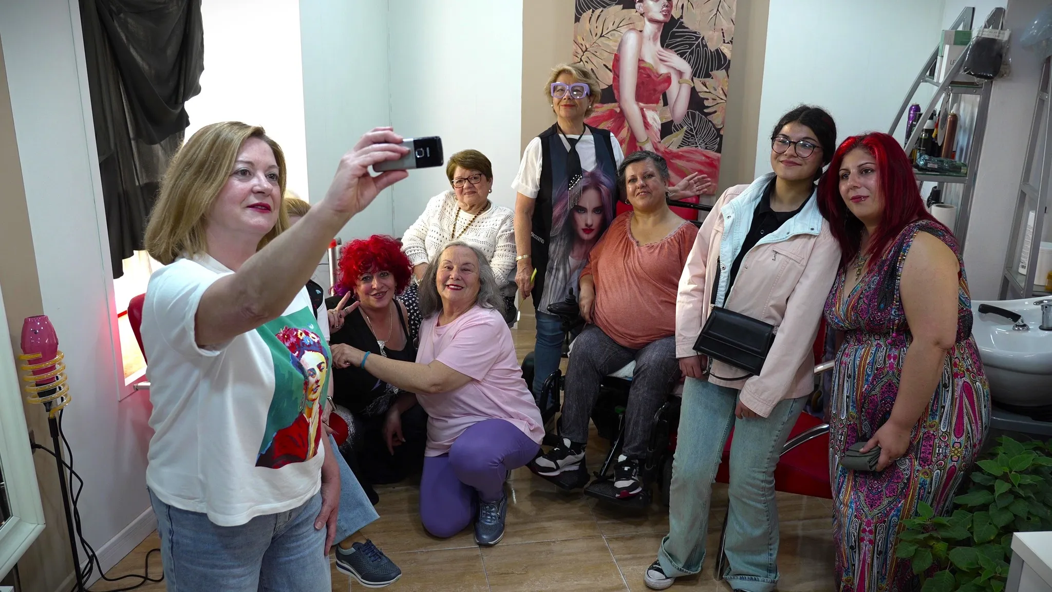 Equipo de actrices que participaron en el cortometraje