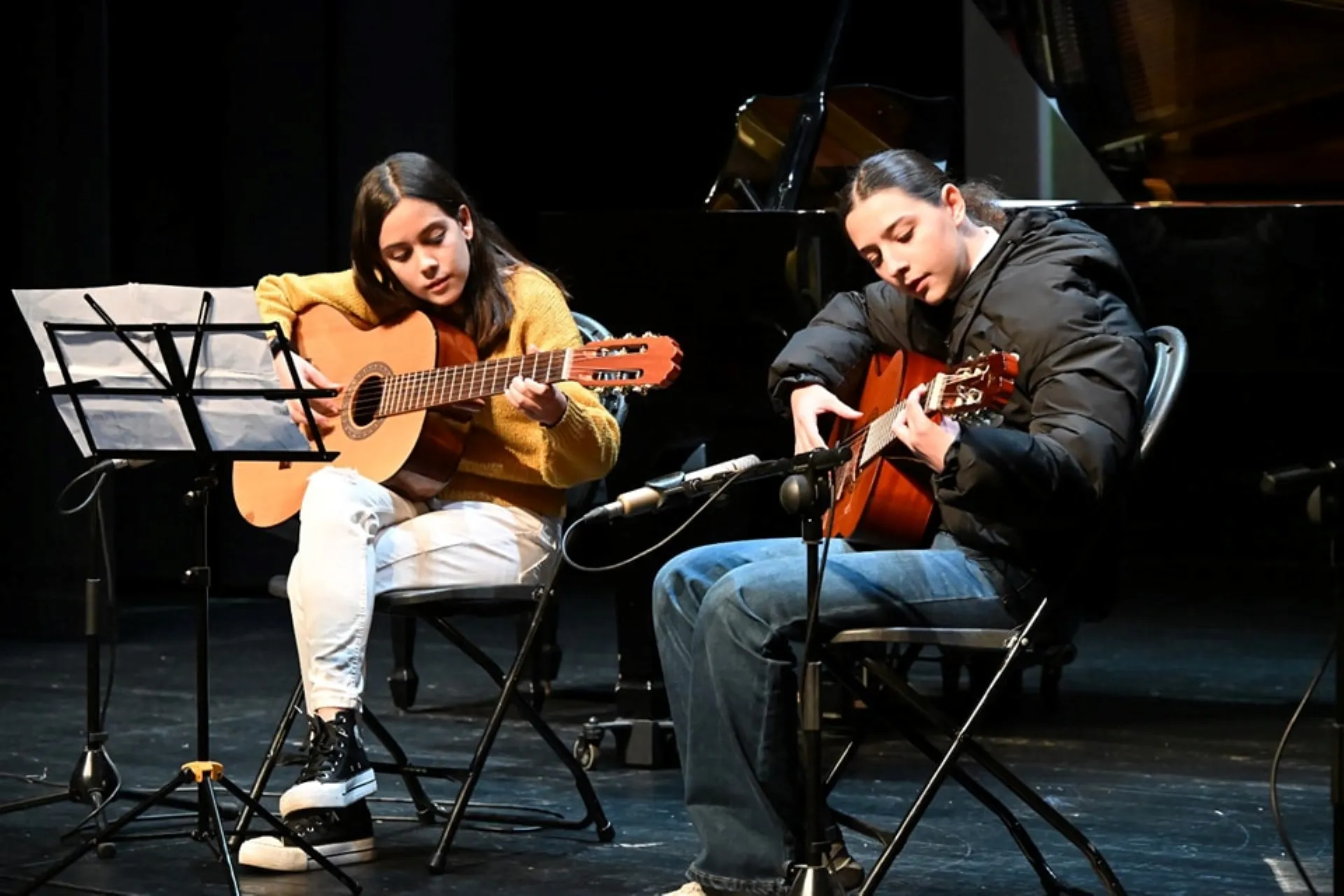 Alumnas de la Escuela Municipal de Música en una de sus audiciones. Foto: Archivo