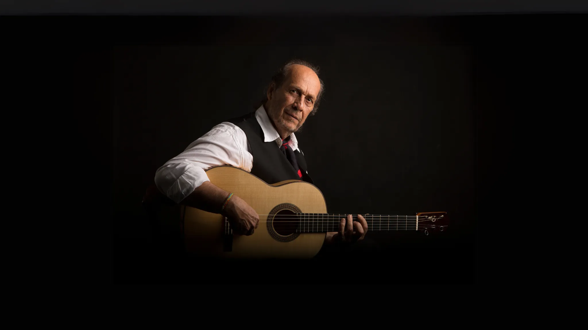 Paco de Lucía será homenajeado en el Festival de la Guitarra de Córdoba. FOTO: Archivo Paco de Lucía será homenajeado en el Festival de la Guitarra de Córdoba. FOTO: Archivo