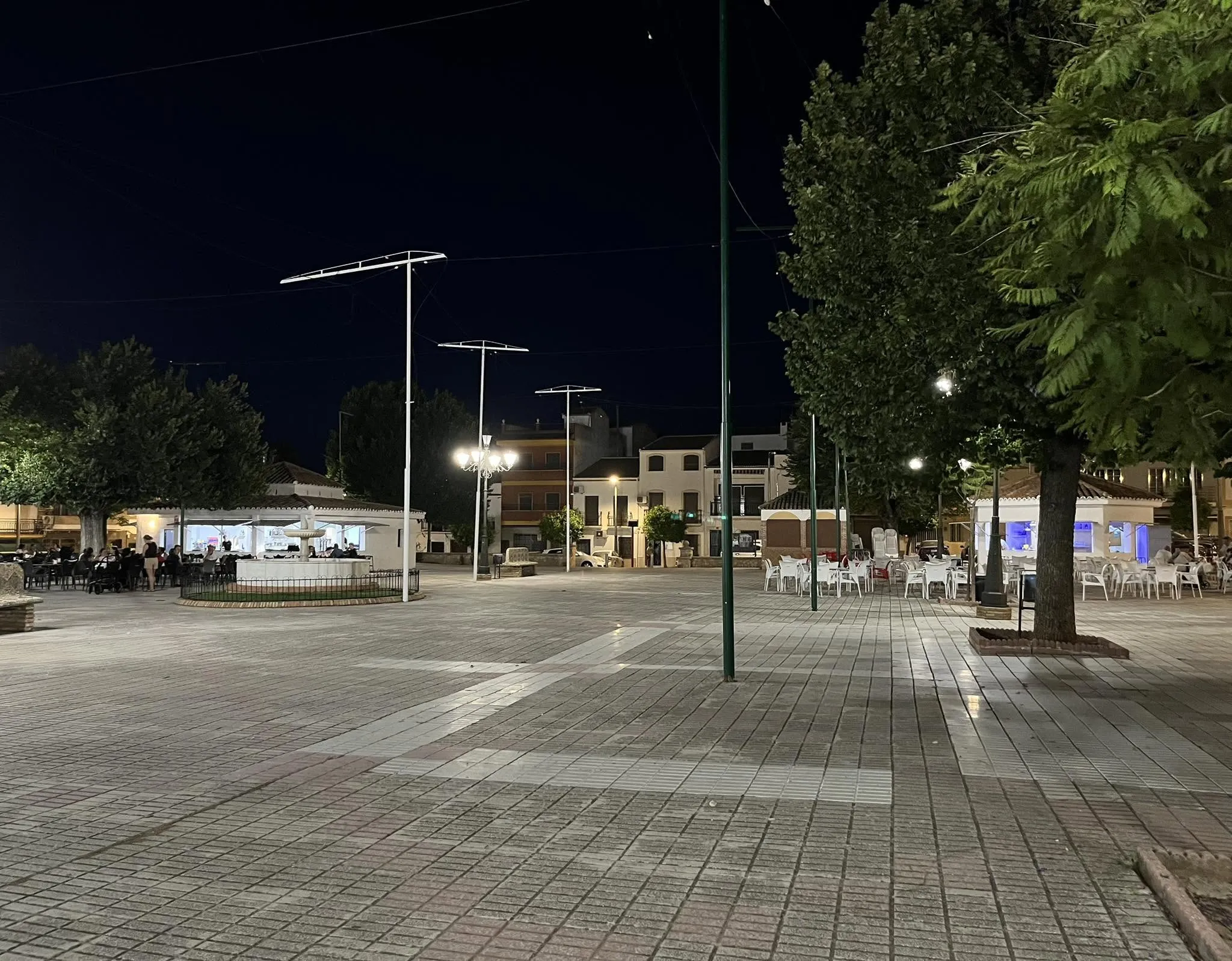Paseo de Colón en la localidad de Lopera