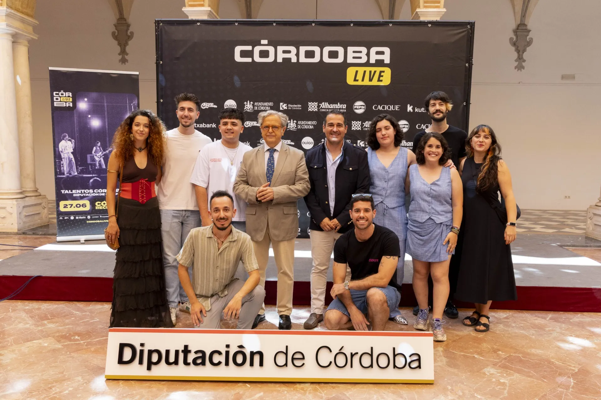Carril Bici (arriba a la izquierda) competirá con otros 5 artistas y grupos por llevarse el certamen de jóvenes talentos del Córdoba Live. Foto: Diputación de Córdoba
