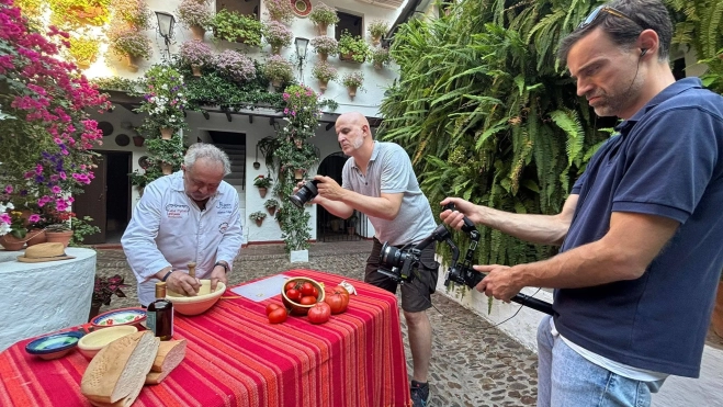 Matías Vega durante la grabación para Canal Cocina Matías Vega durante la grabación para Canal Cocina