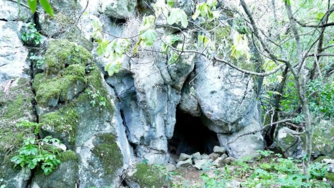 Cueva Carlota (Adamuz) Foto de archivo Cueva Carlota (Adamuz) Foto de archivo