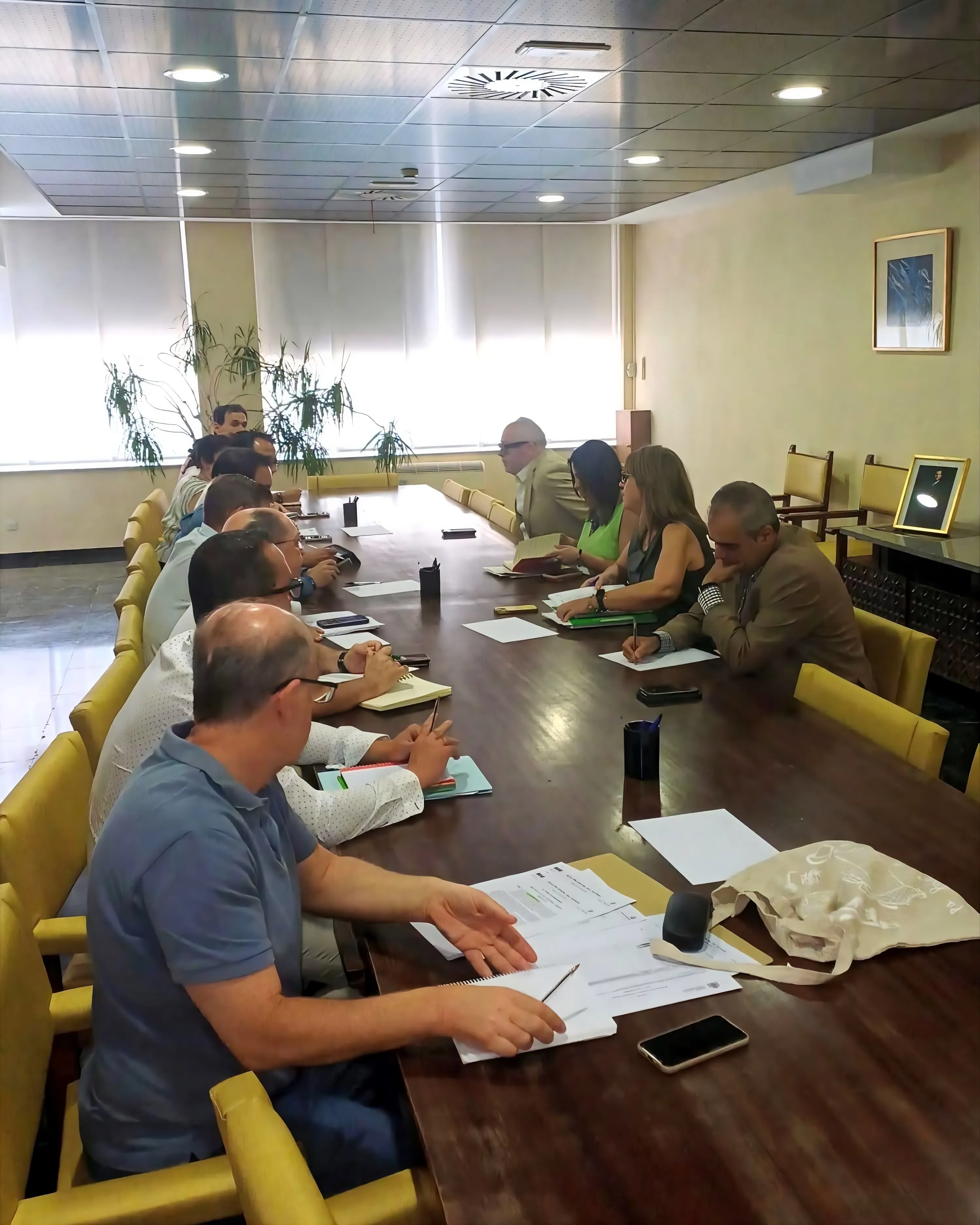 La Subdelegación del Gobierno informó a los municipios beneficiarios, entre ellos Algallarín, sobre las ayudas estatales para reparar daños causados por las borrascas. Foto: Subdelegación de gobierno