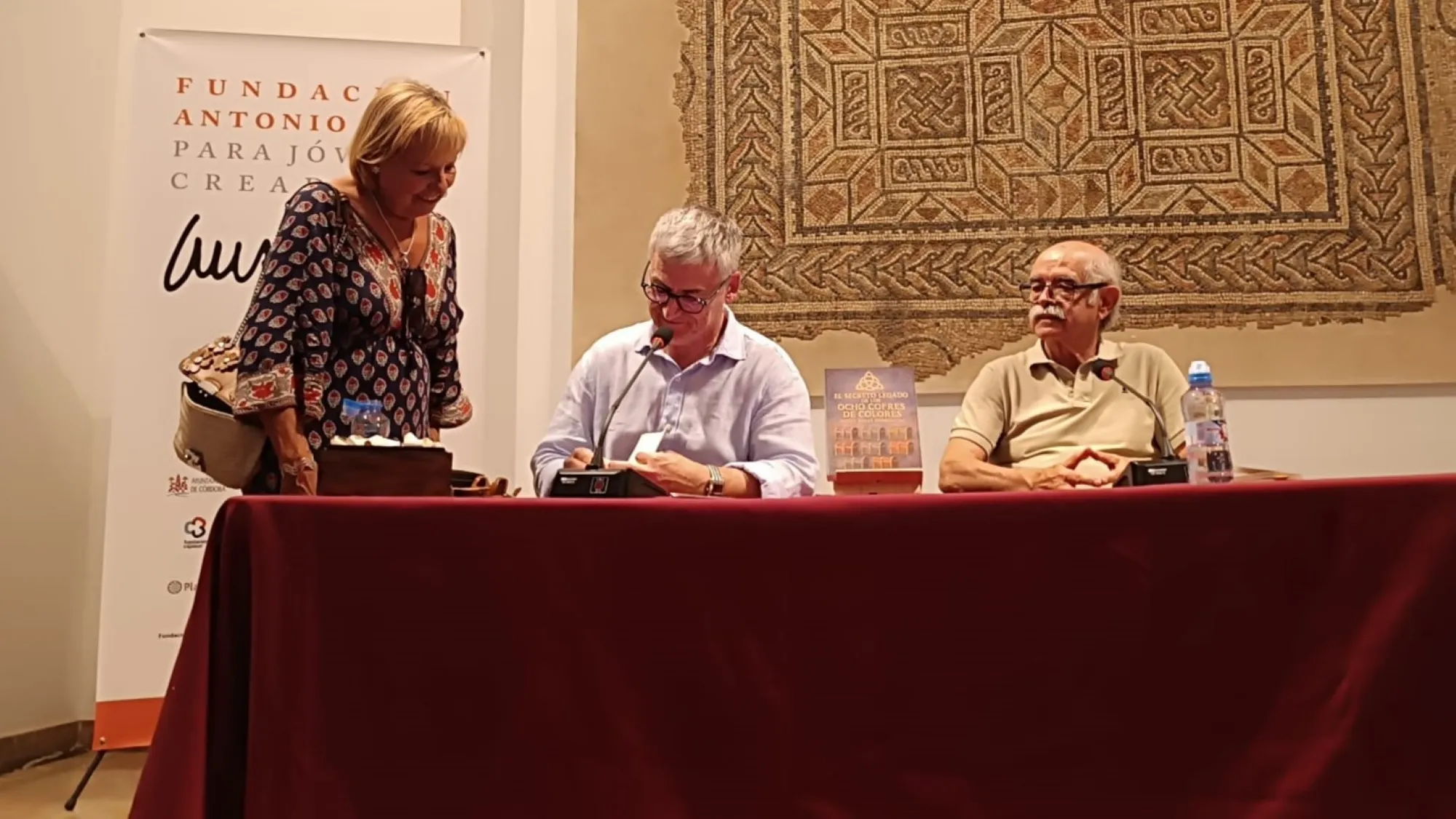 Pedro Rojas en la firma y presentación de nuevo libro en la Fundación "Antonio Gala" de Córdoba