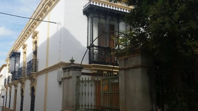 Residencia de Ancianos Jesús Nazareno, en Lopera