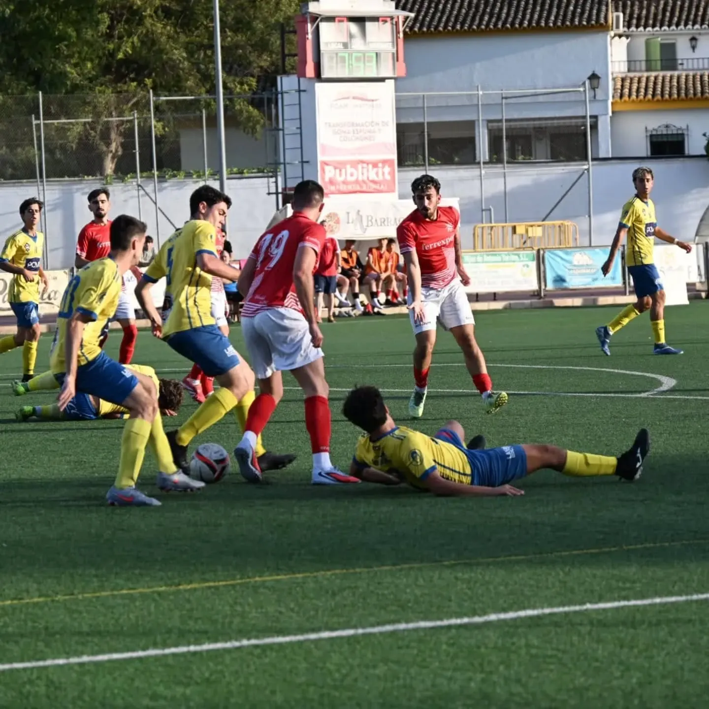 Lance del juego durante la pasada temporada. Foto: Villa del Río CF.