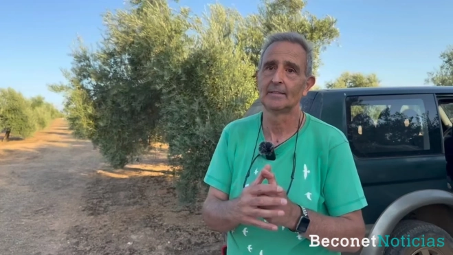 Javi Muro, anillador de SEO/BirdLife Ciudad Real Javi Muro, anillador de SEO/BirdLife Ciudad Real