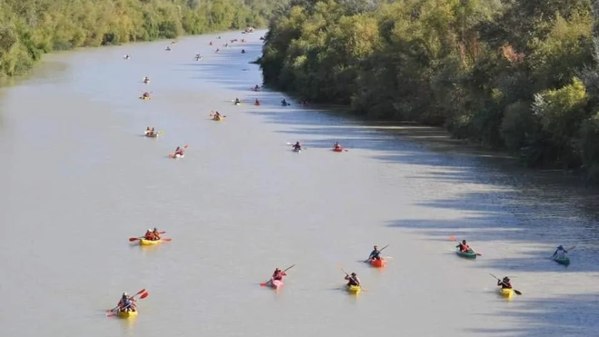 El Salto de Pedro Abad da lugar a un amplio ensanchamiento del río Guadalquivir en esta zona. El Salto de Pedro Abad da lugar a un amplio ensanchamiento del río Guadalquivir en esta zona.