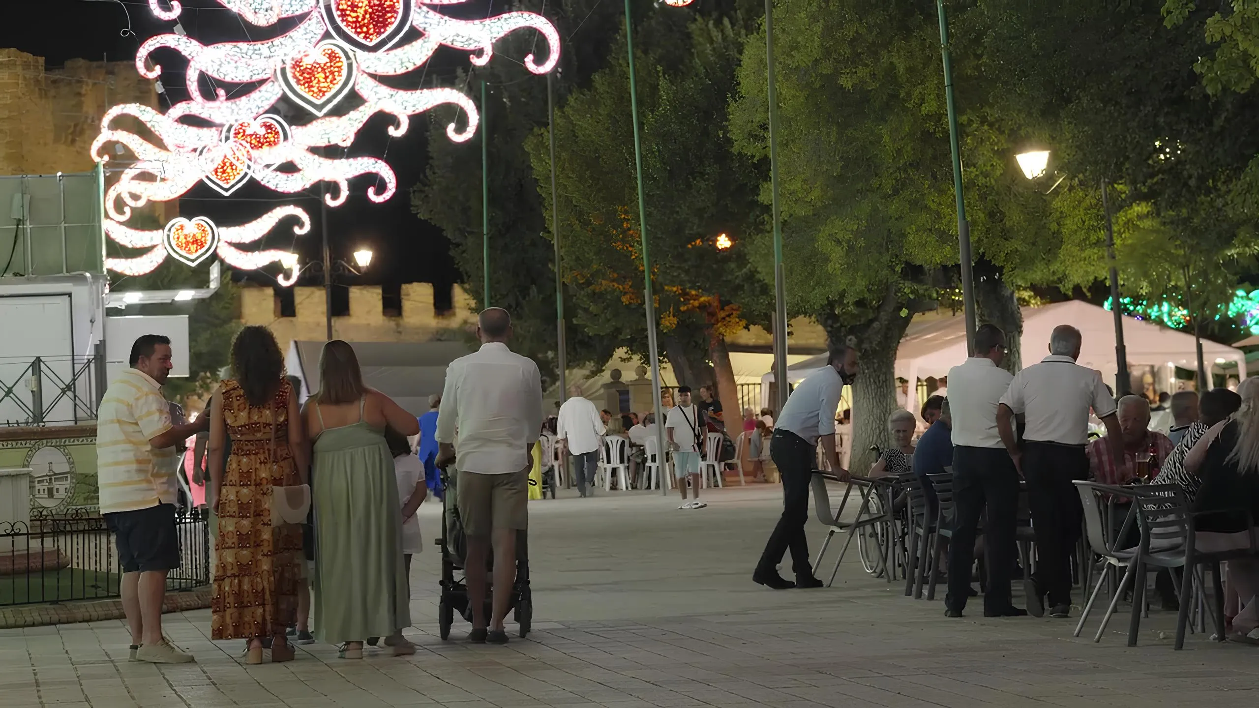 Instante de la Feria en Lopera, cuyo Ayuntamiento saca a licitación la gestión de la caseta municipal.