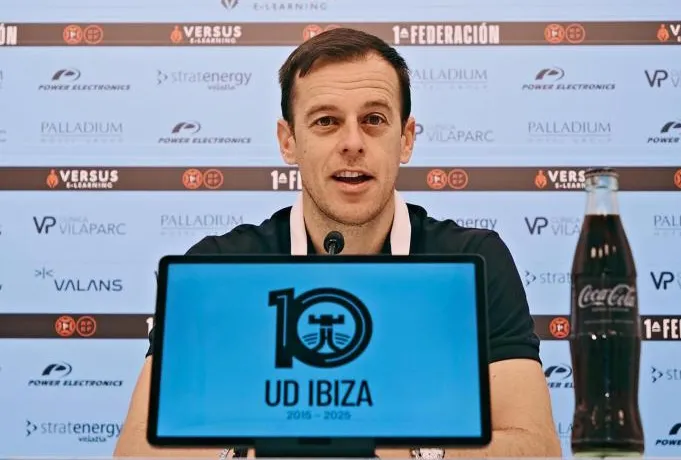 Javi Lara durante su última temporada en el Ibiza. Foto: El Periódico de Ibiza Javi Lara durante su última temporada en el Ibiza. Foto: El Periódico de Ibiza