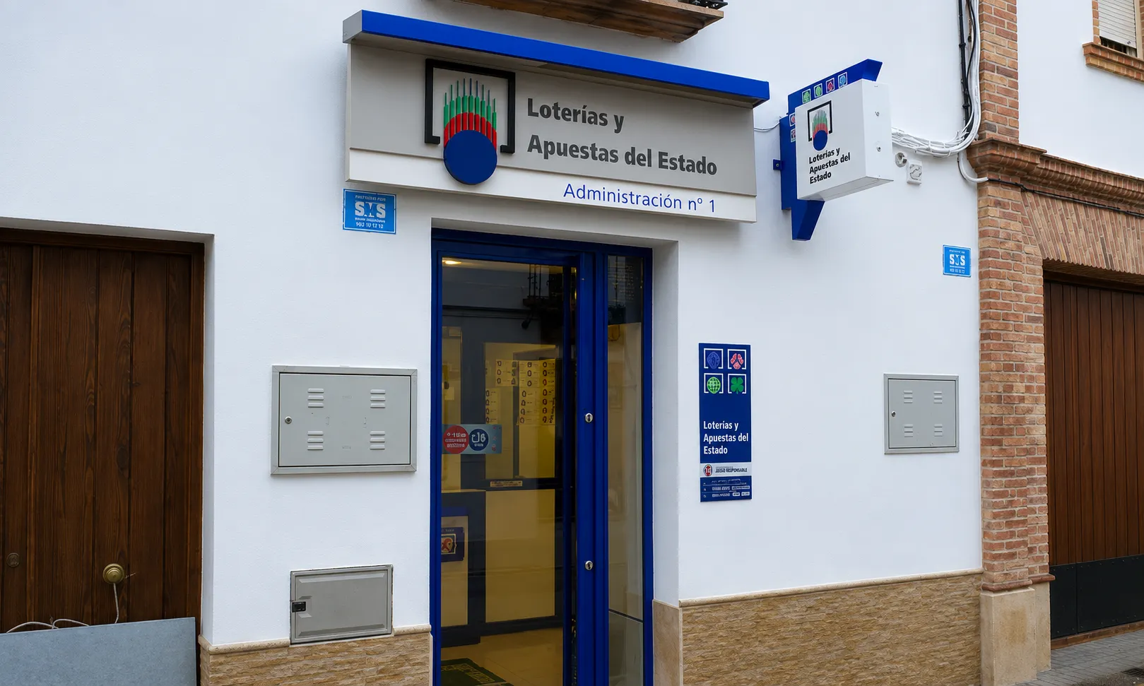 Administración de Loterías de Cañete de las Torres, situada en Avenida de Jaén. Foto: ABC