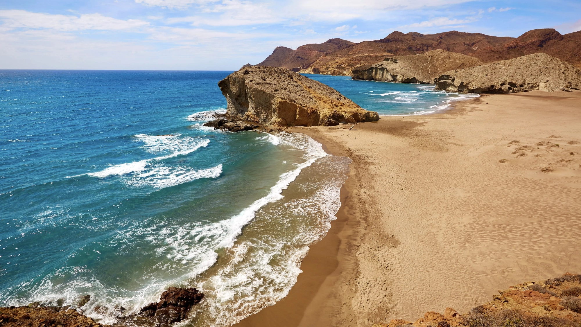 Playa de Mónsul, Almería. Foto: Turismo Costa de Almería Playa de Mónsul, Almería. Foto: Turismo Costa de Almería