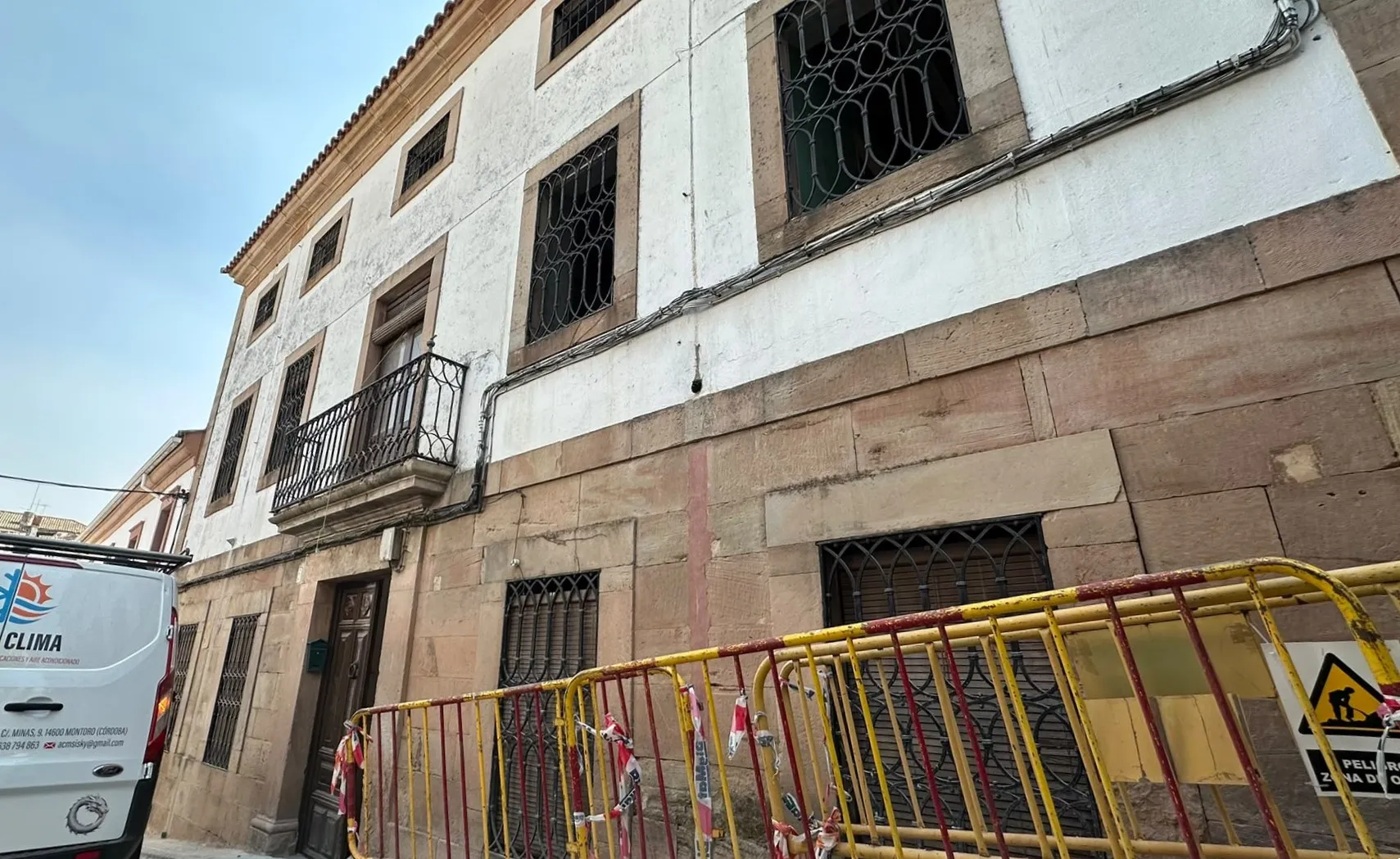 Fachada del edificio en calle Rosario, 3, en Montoro.