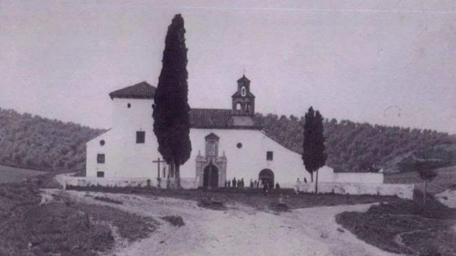 Una de las fotos más antiguas que se conservan del Santuario Una de las fotos más antiguas que se conservan del Santuario