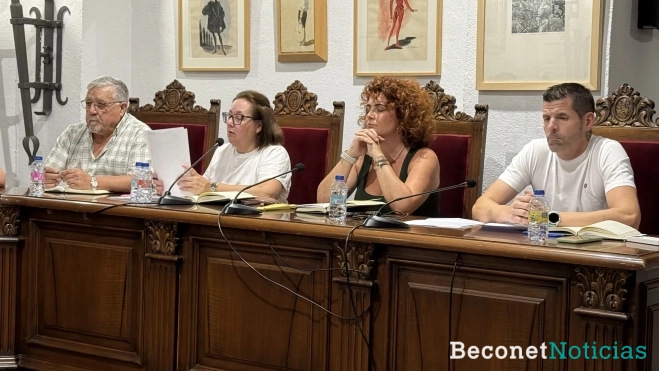 Grupo Socialista en el Pleno del Ayuntamiento de Villa del Río Grupo Socialista en el Pleno del Ayuntamiento de Villa del Río