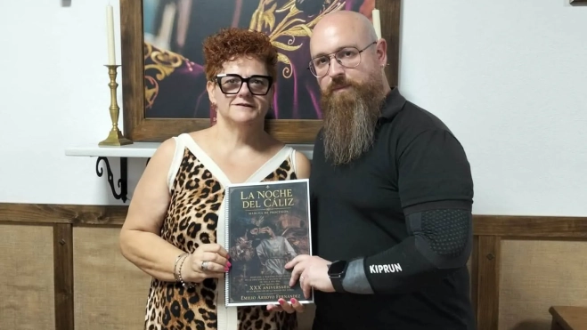 Seba Fernández y Emilio Arroyo en la sede de la Hdad. de la Oración en el Huerto Seba Fernández y Emilio Arroyo en la sede de la Hdad. de la Oración en el Huerto