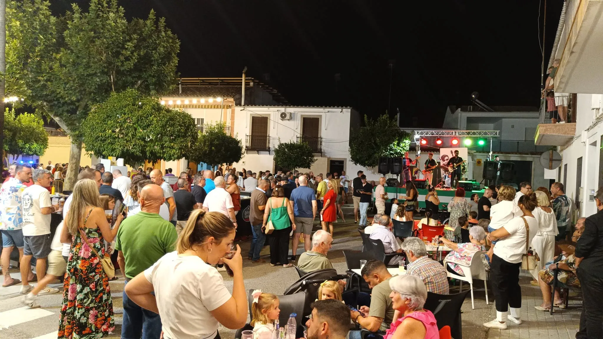 Ambiente de las veladas del pasado año. Foto: Ayto Villa del Río.