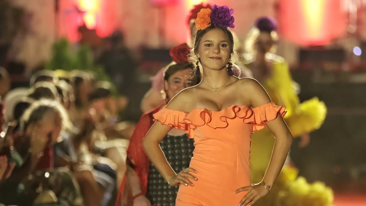 Desfile 'Trajes de Flamenca' 2024. Foto: Paco Zurera Desfile 'Trajes de Flamenca' 2024. Foto: Paco Zurera