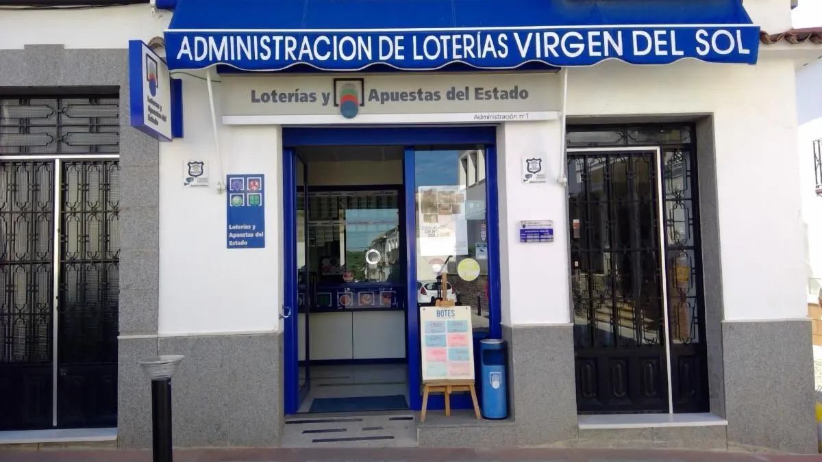 Administración de loterías Virgen del Sol, en Adamuz. Foto: Cordópolis
