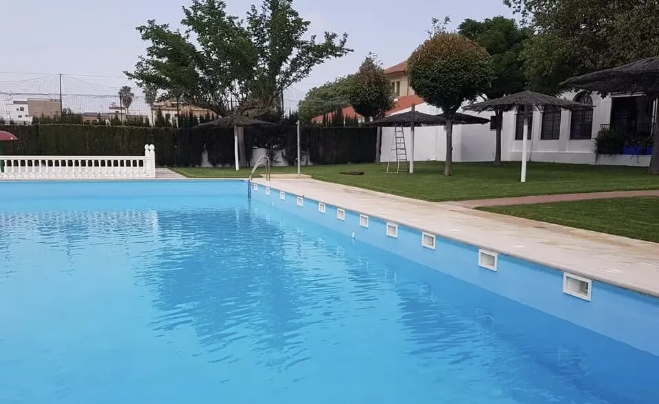 Piscina Municipal de Lopera. Foto: Ayuntamiento